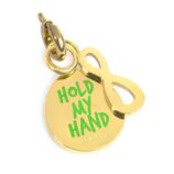 ch-acc-hold-my-hand-e-infinito-1.jpg